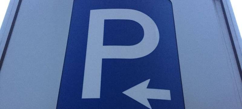 Pulheim: Klare Regeln fürs Parken auf Jakob-Pohl-Platz