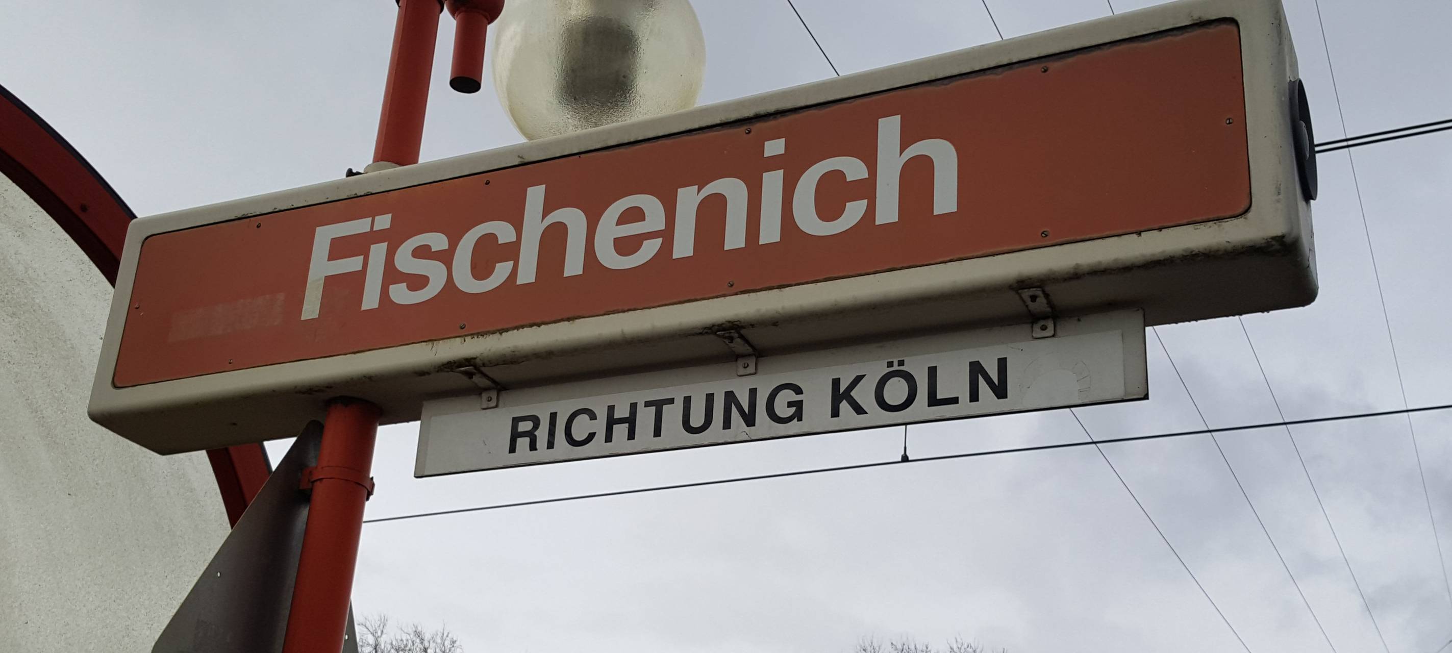 Hürth-Fischenich: Unterführung gesperrt