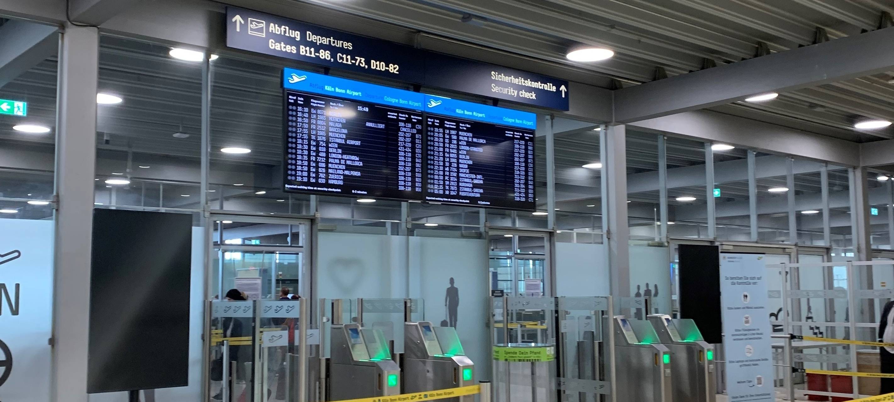 Köln/Bonn: Schlagring im Handgepäck