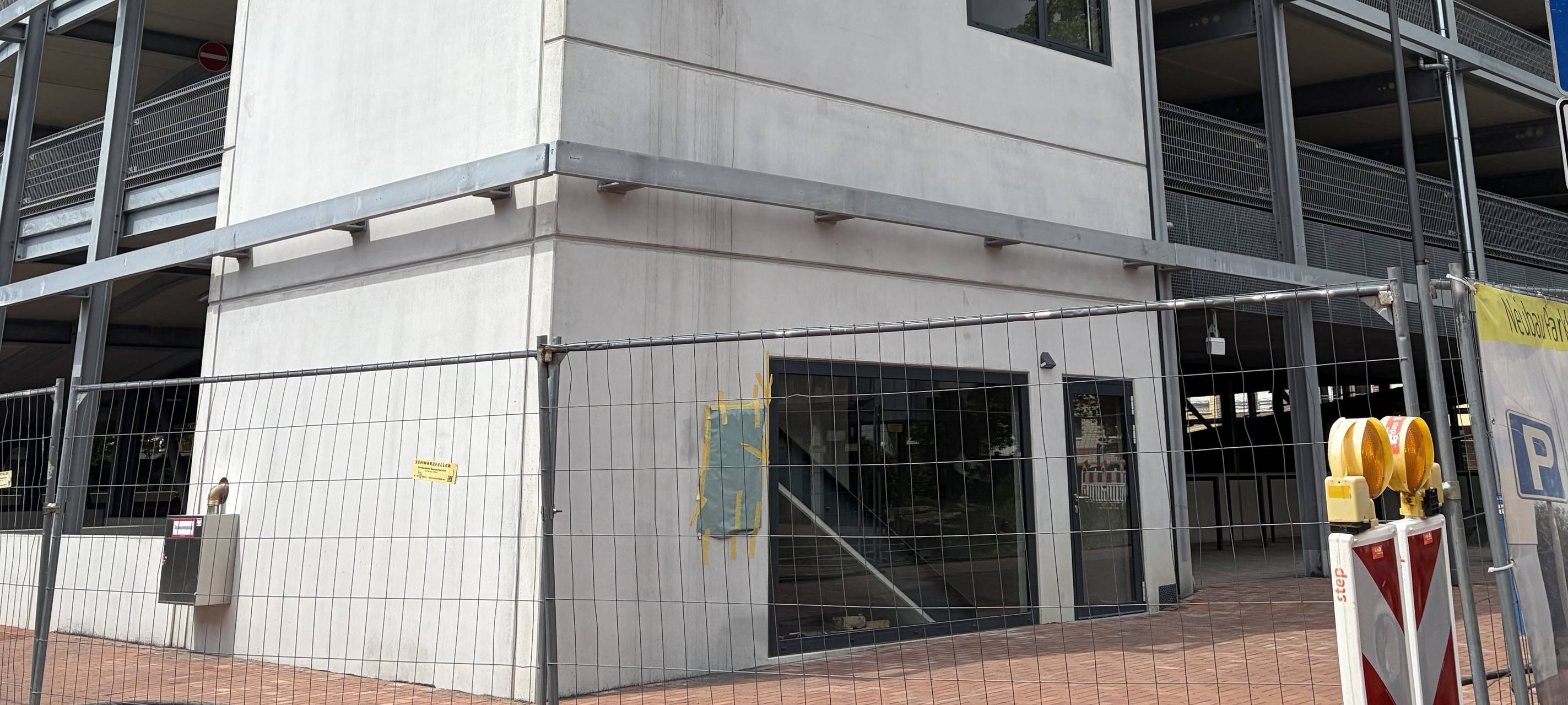 Frechen: Parkhaus an Josefstraße kurz vor dem Start