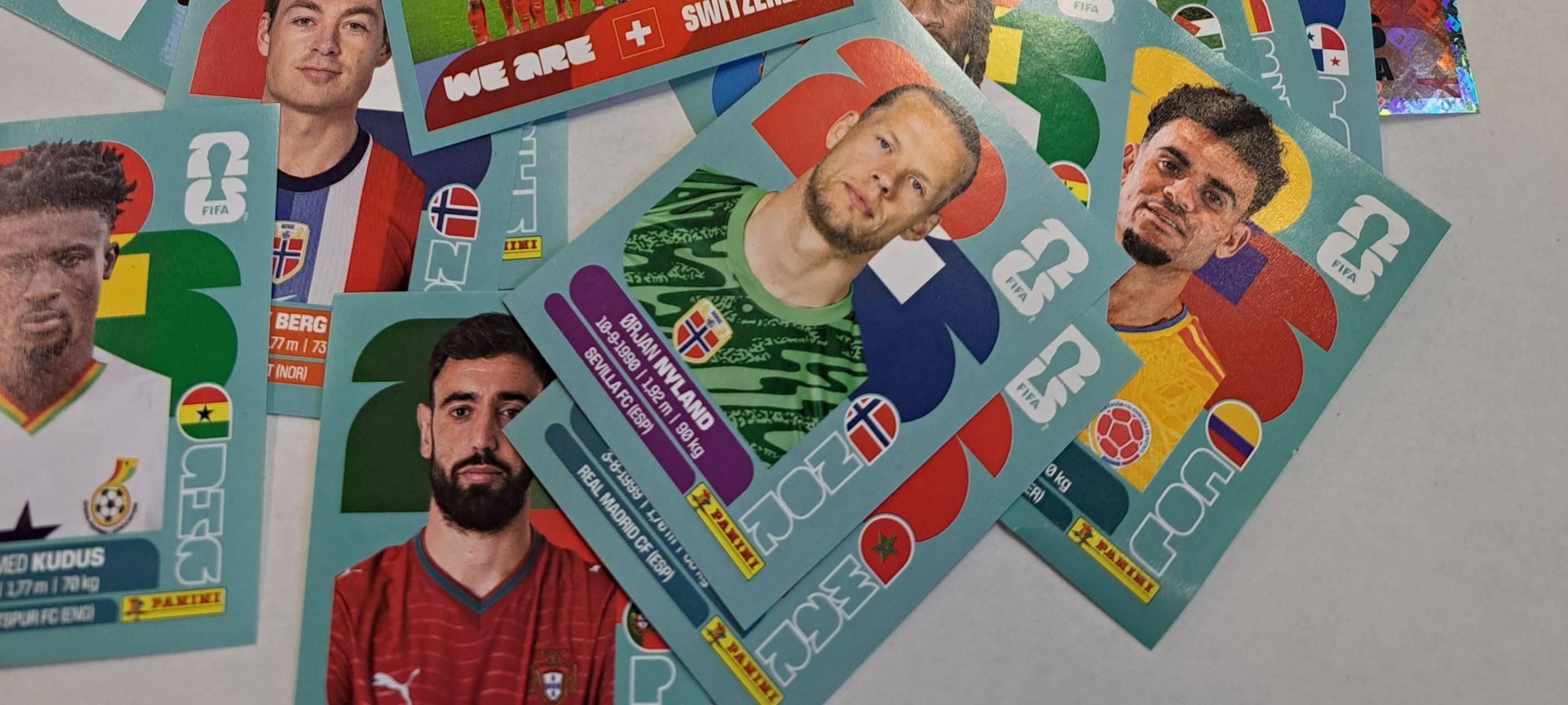 Frechen: Fußballbilder-Tauschbörse in der Bücherei