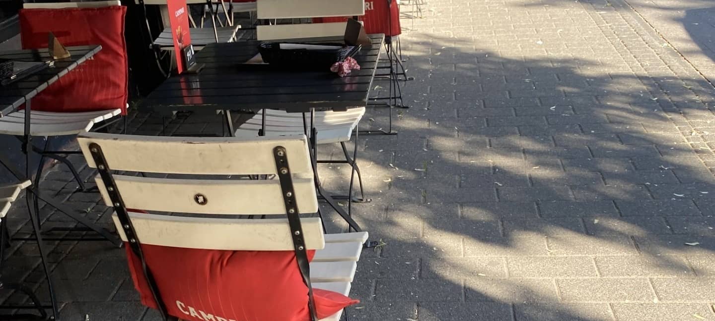 Kein Bettelverbot vor Lokalen in Köln